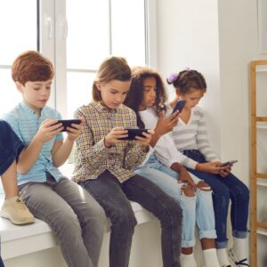 children on phones